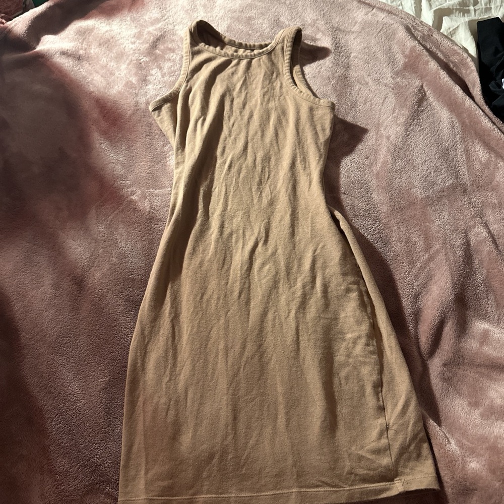Elegant Tan Sleeveless Dress